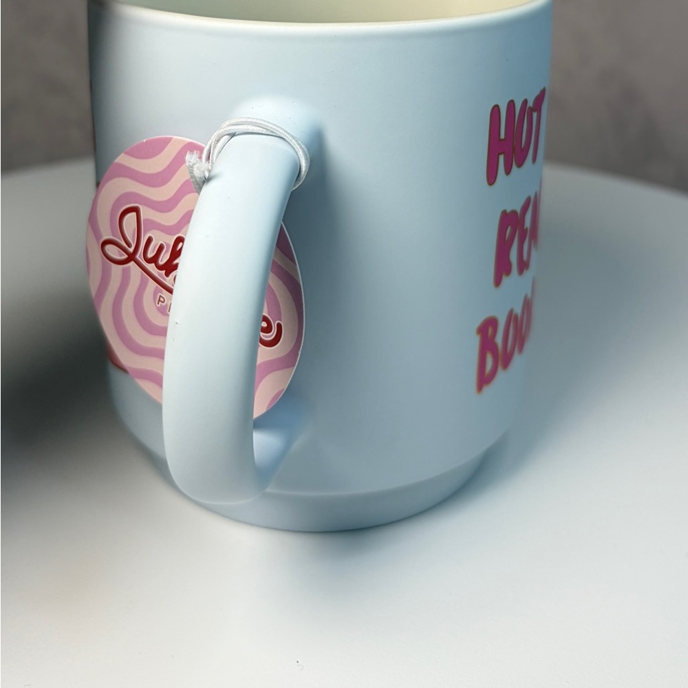 Hot Girls Read Books Mug with Book Design - Picture 5 of 11